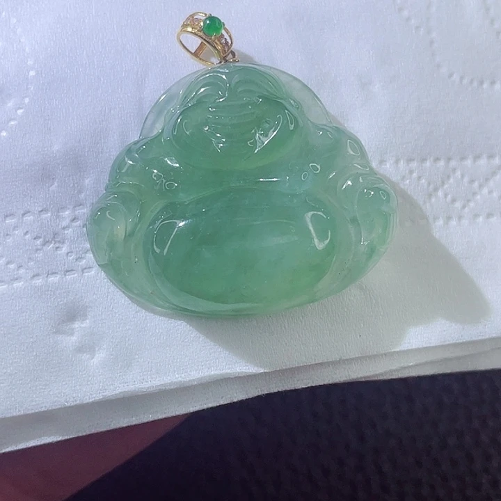 翡翠颈饰18K金镶嵌翡翠