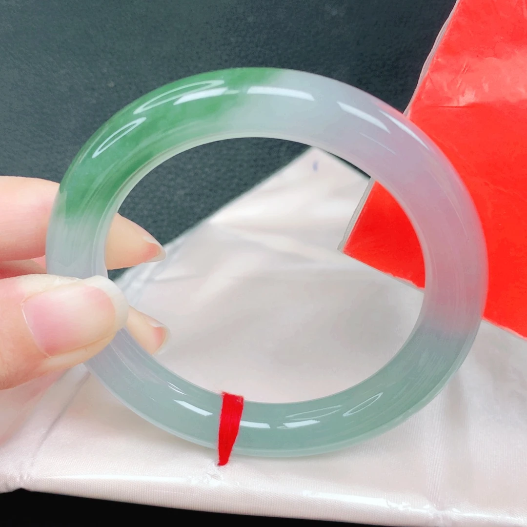 翡翠未镶嵌手镯55圈