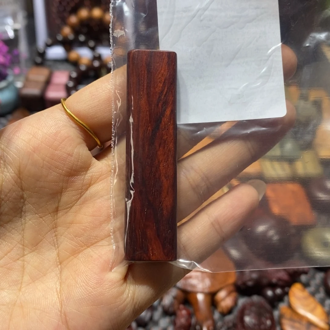 檀香紫檀（小叶紫檀）田****n