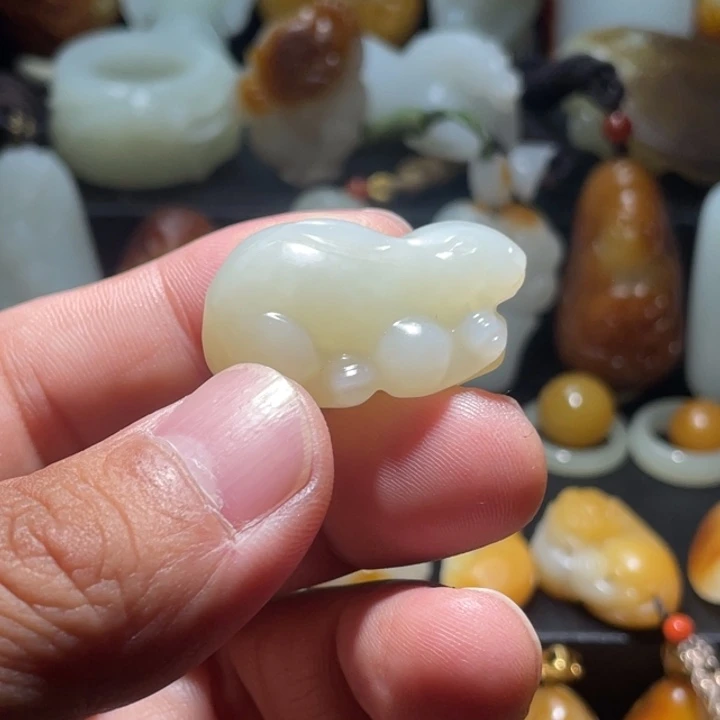 未镶嵌和田玉珠宝奇石