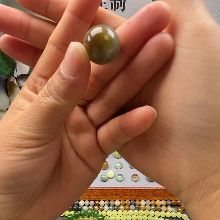 和田玉（糖玉）未镶嵌手链