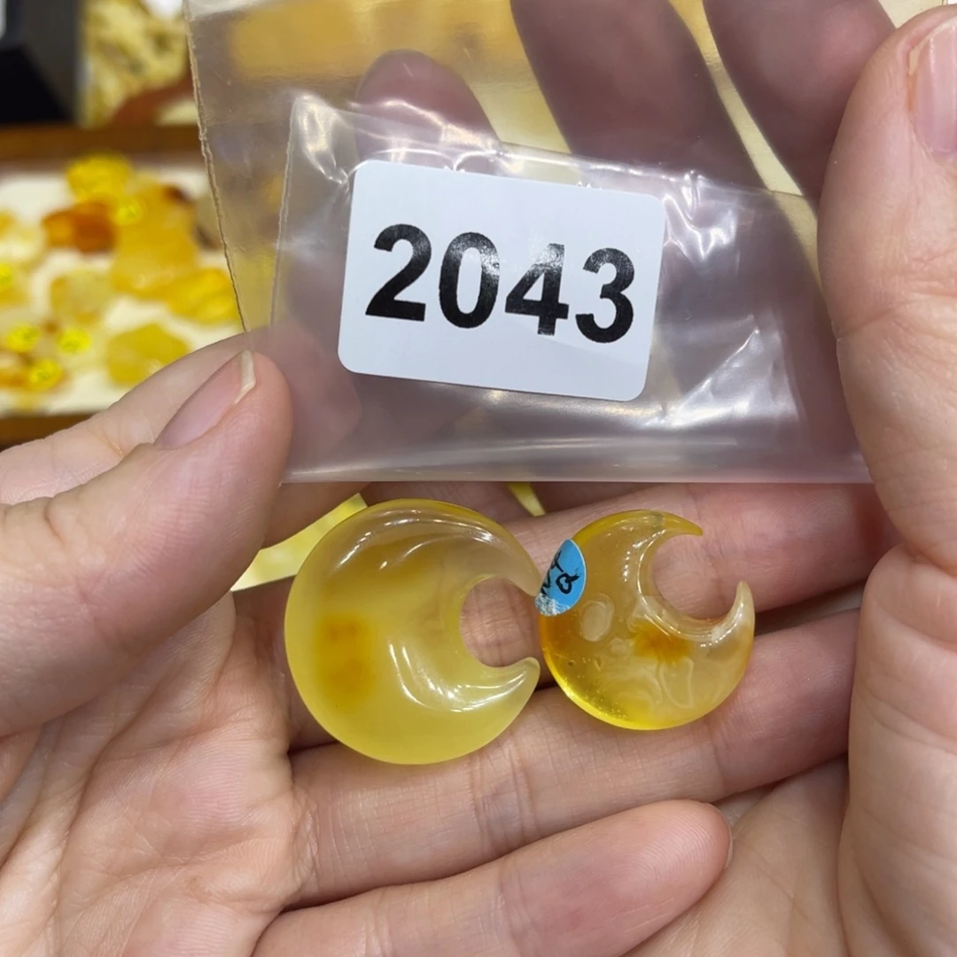 琥珀珠宝奇石未镶嵌李*