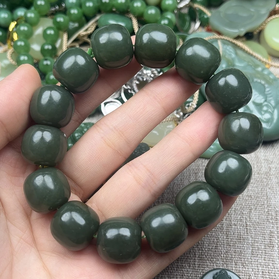 和田玉（黄玉）未镶嵌颈饰