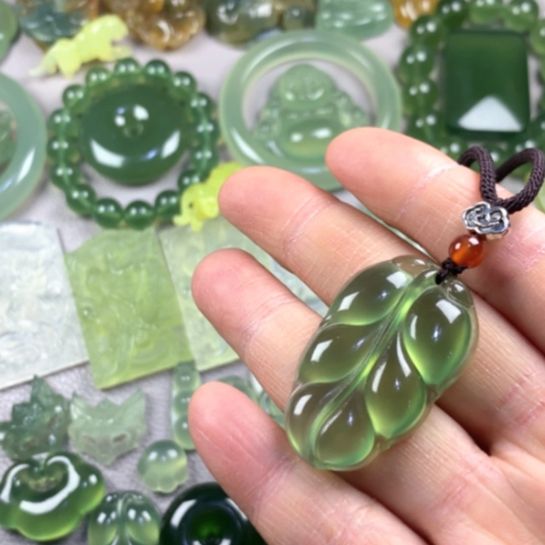 【闪购商品】蛇纹石玉岫玉吊坠未镶嵌