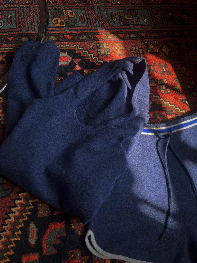 【阿黛】夹花蓝针织连帽卫衣套装