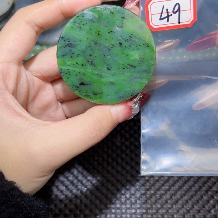 和田玉和田玉边角料随机发未镶嵌