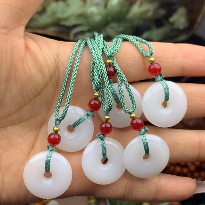 岫岩河磨玉（透闪石质玉）未镶嵌手链