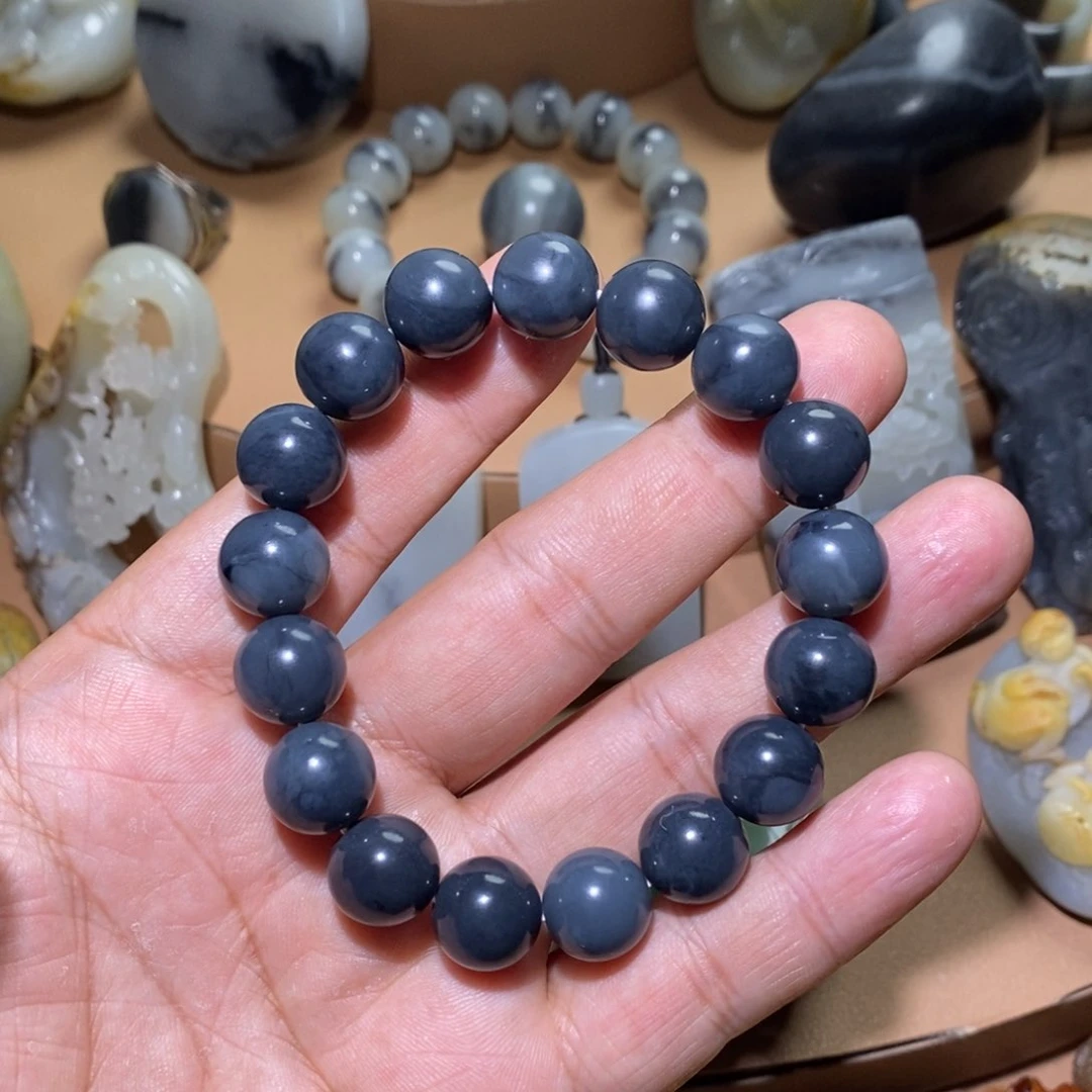 未镶嵌和田玉把件