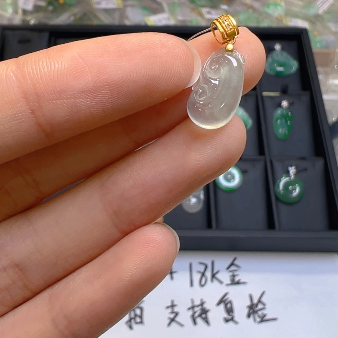翡翠18K金镶嵌吊坠(不含链)