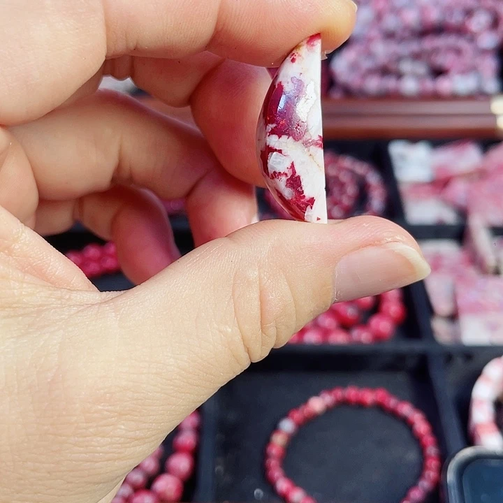 天然辰砂朱砂原石5克