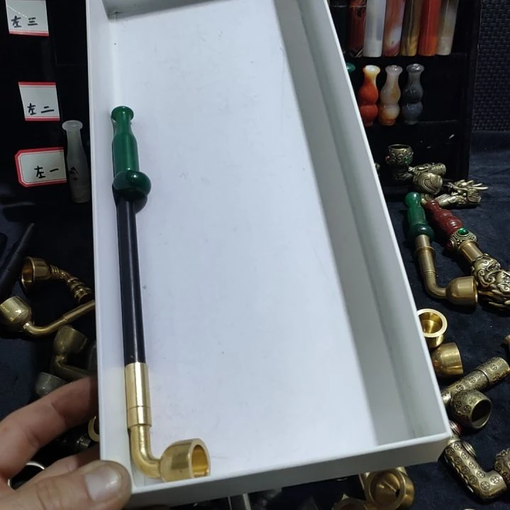 飞***哥旱烟袋绿玛瑙嘴黄铜1.6过滤锅总长16厘米左右