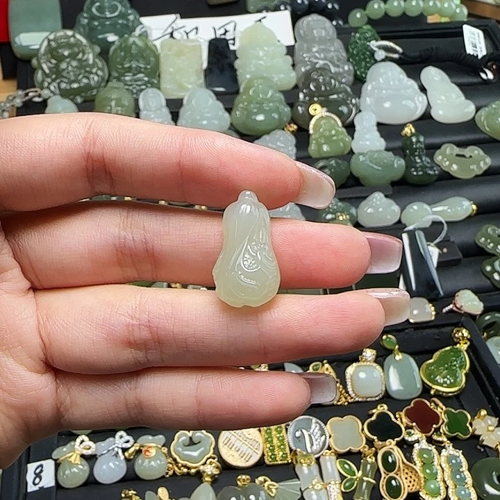 颈饰未镶嵌和田玉A*y