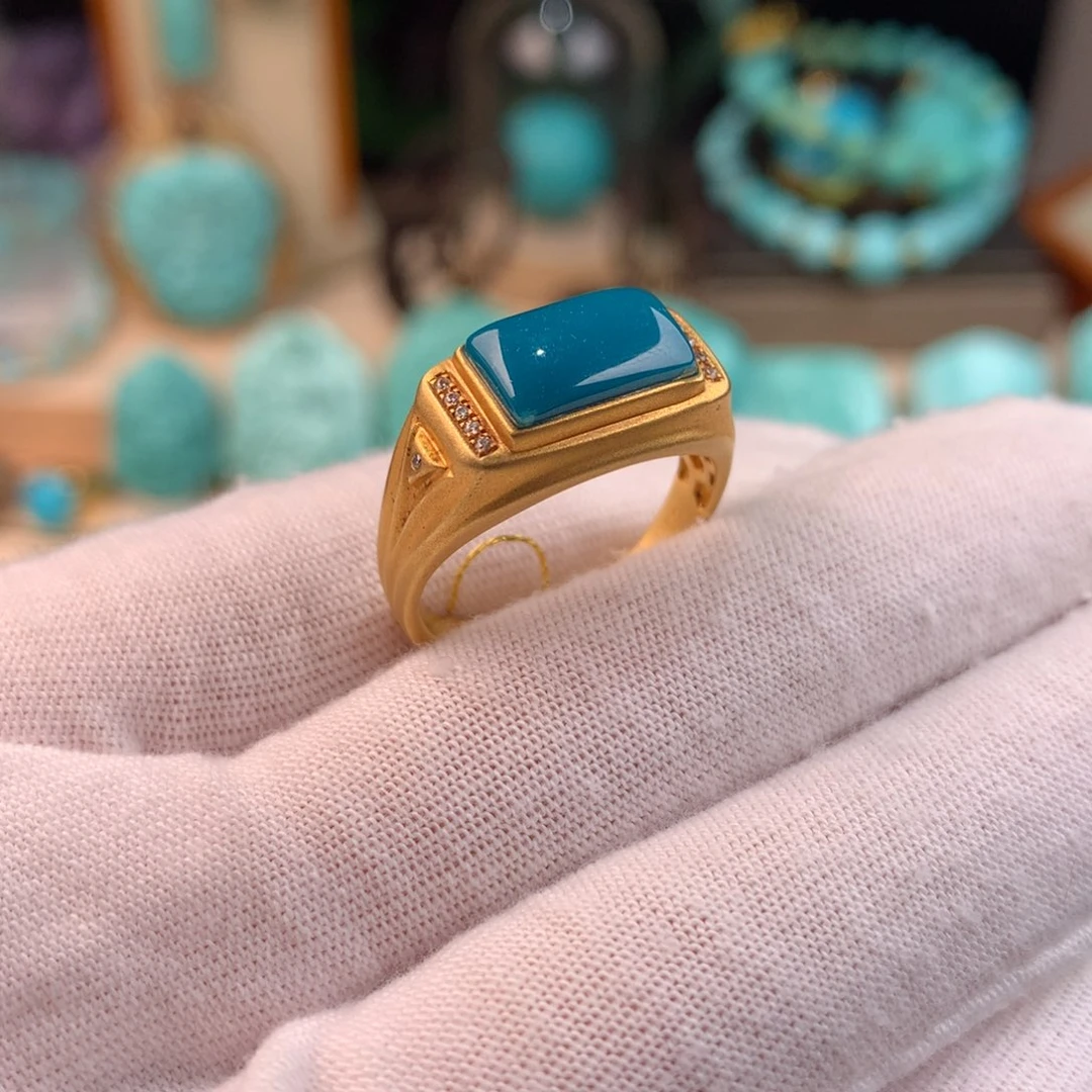 绿松石18K金镶嵌戒指