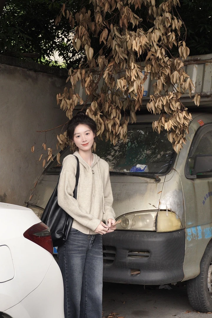 休闲简约风纯色连帽针织开衫高级感韩版宽松小个子双拉链毛衣外套