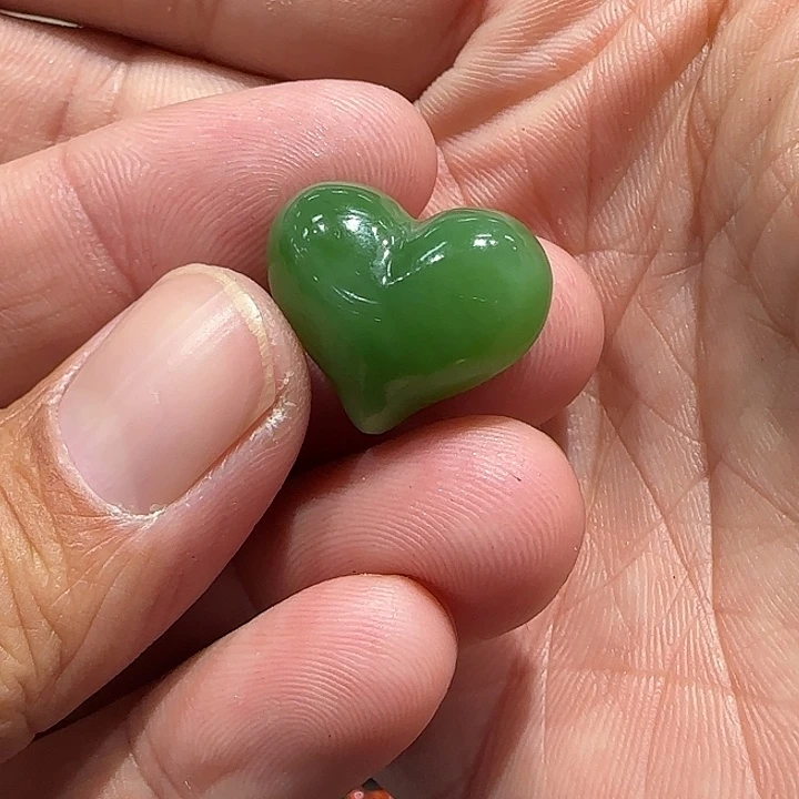 和田玉（碧玉）未镶嵌颈饰