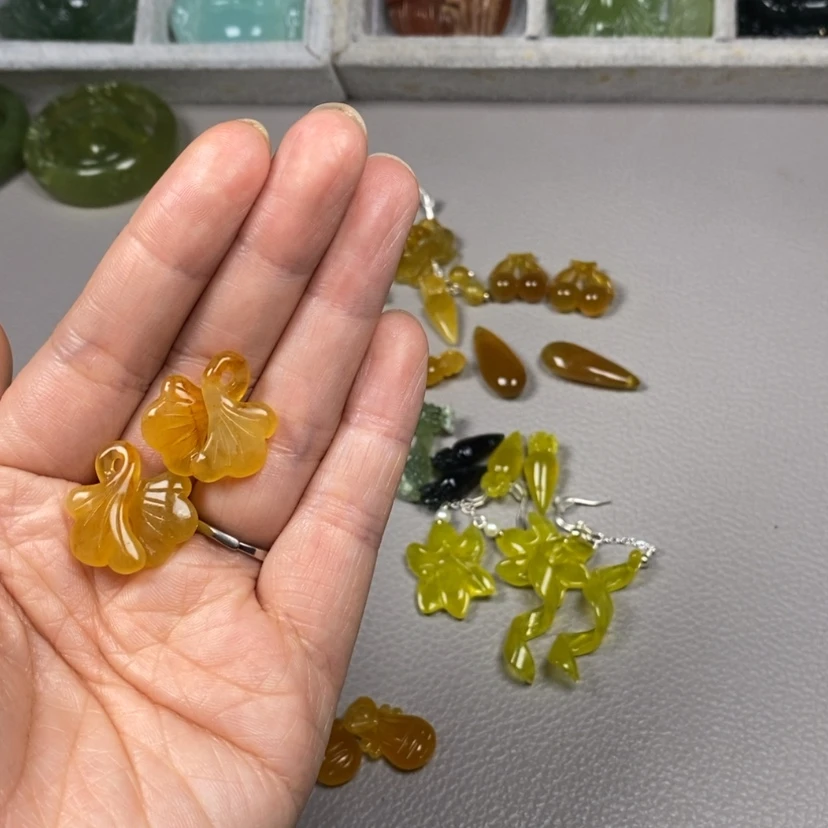 【闪购商品】蛇纹石玉挂件耳饰耳环项链未镶嵌瓜*瓜