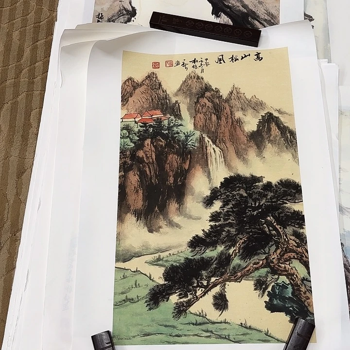 国画花鸟等图案和三开