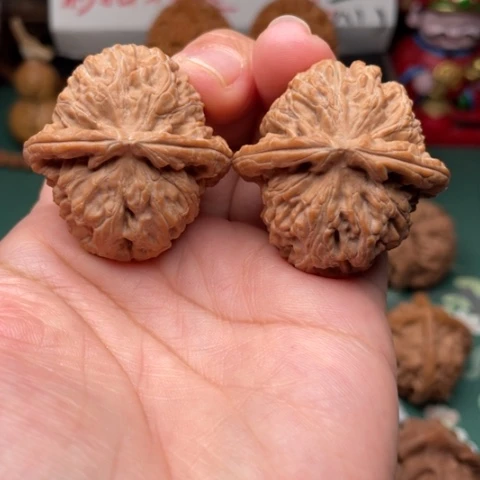 【闪购商品】把件文玩核桃37全品白狮子