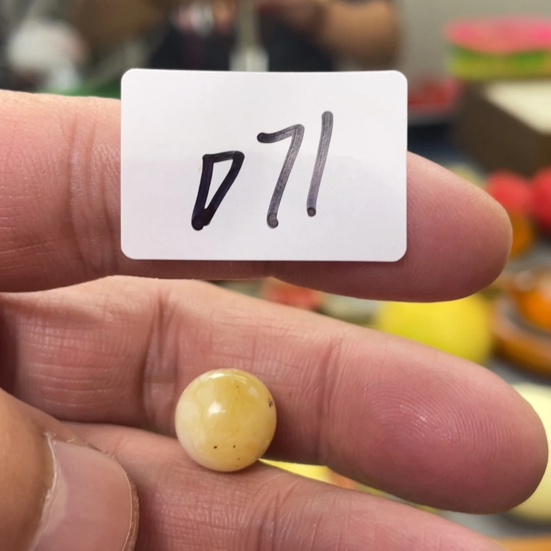 手链琥珀未镶嵌多样性发，发其中一件