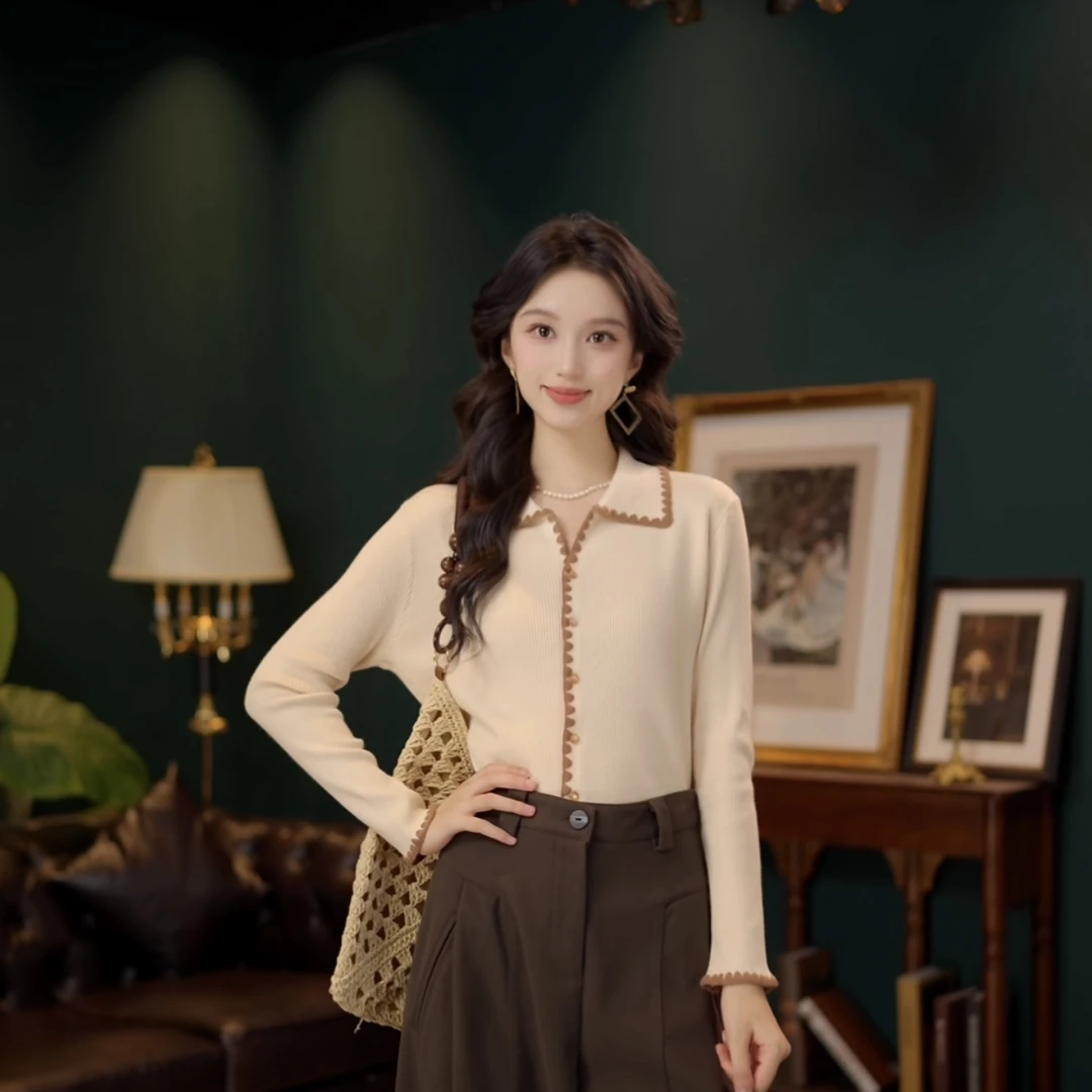 琦琦【糯米花糖】港风复古长袖宽松百搭上衣YF1103311