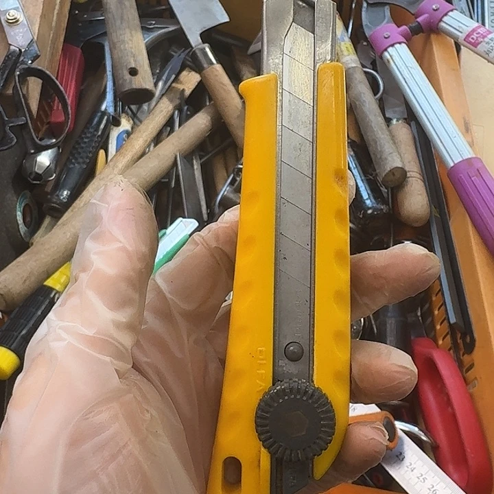 杰***展厚款五金工具制造工艺