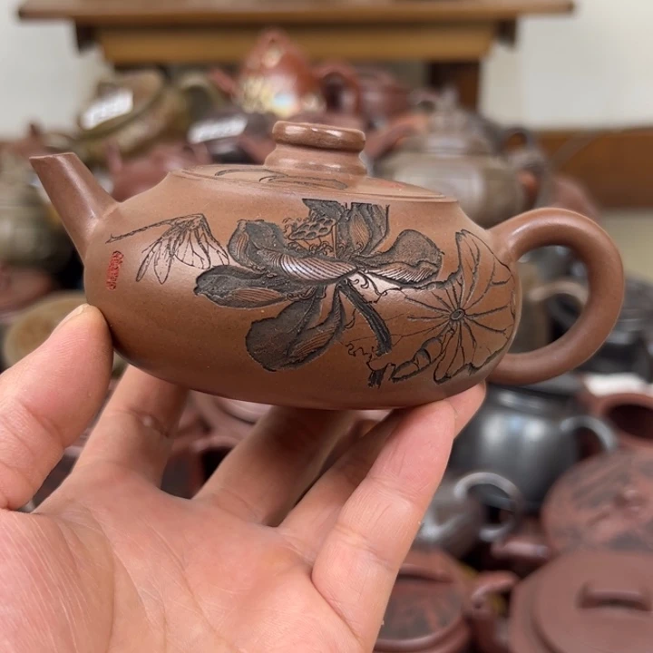 茶壶紫砂内盖跳砂