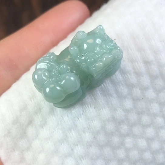 翡翠未镶嵌颈饰缅甸A货，每天下午1点半开播