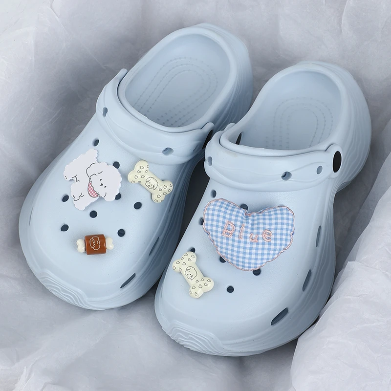 卡通洞洞鞋女夏季厚底踩屎感休闲凉拖鞋外穿学生百搭舒适凉鞋女士