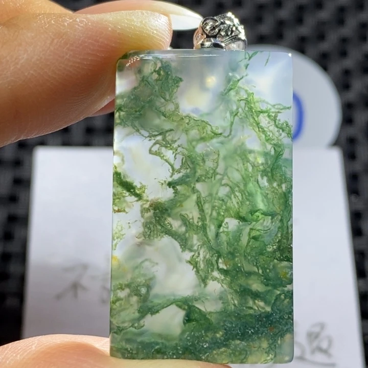 未镶嵌颈饰玛瑙/玉髓?***味