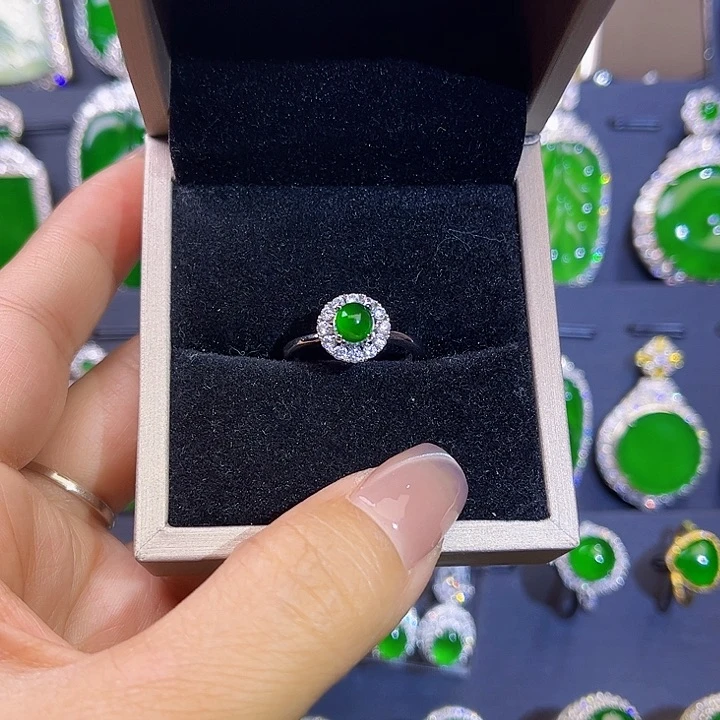 翡翠戒指未镶嵌戒指