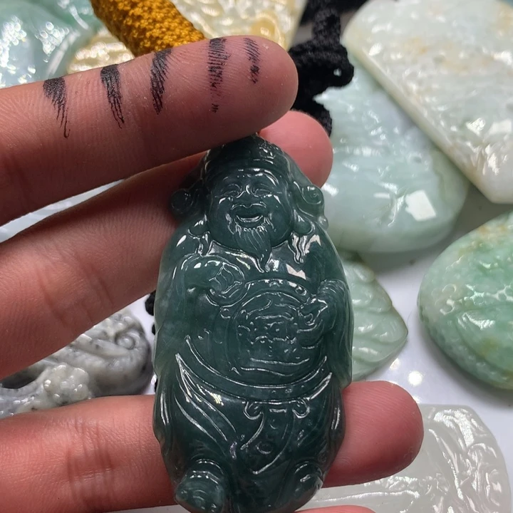 颈饰未镶嵌翡翠保真天然a货翡翠