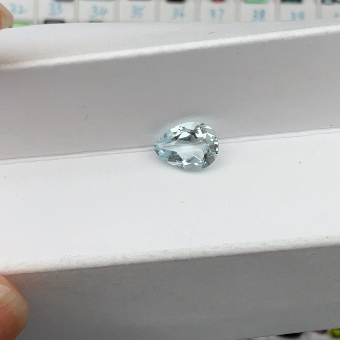 海蓝宝石裸石天然1.5克拉