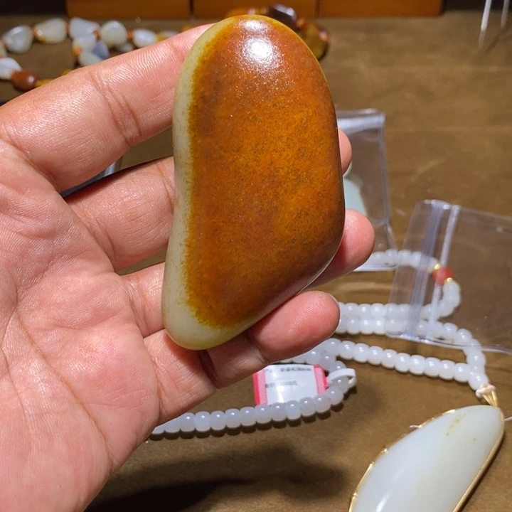 赵***7和田玉（白玉）未镶嵌颈饰