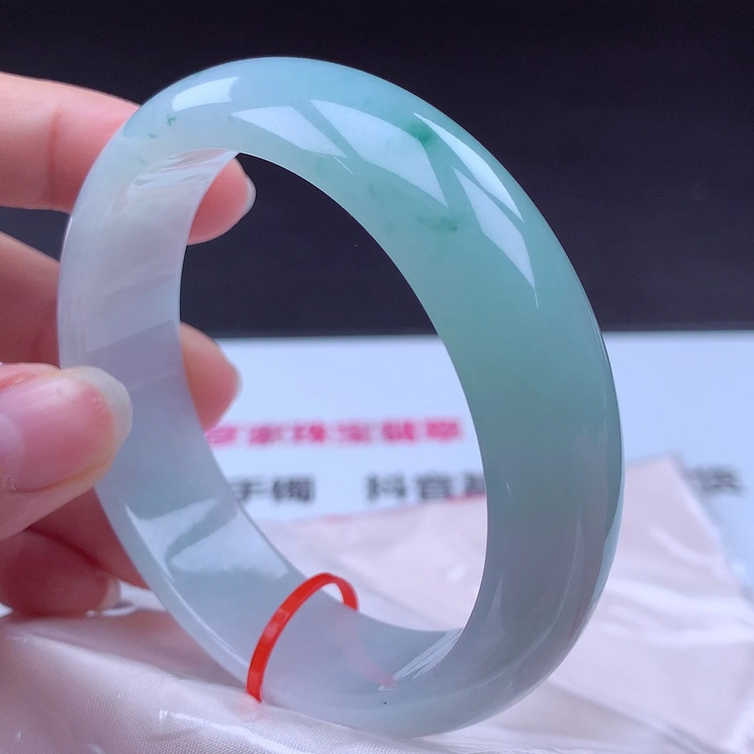 翡翠未镶嵌手镯手镯002015