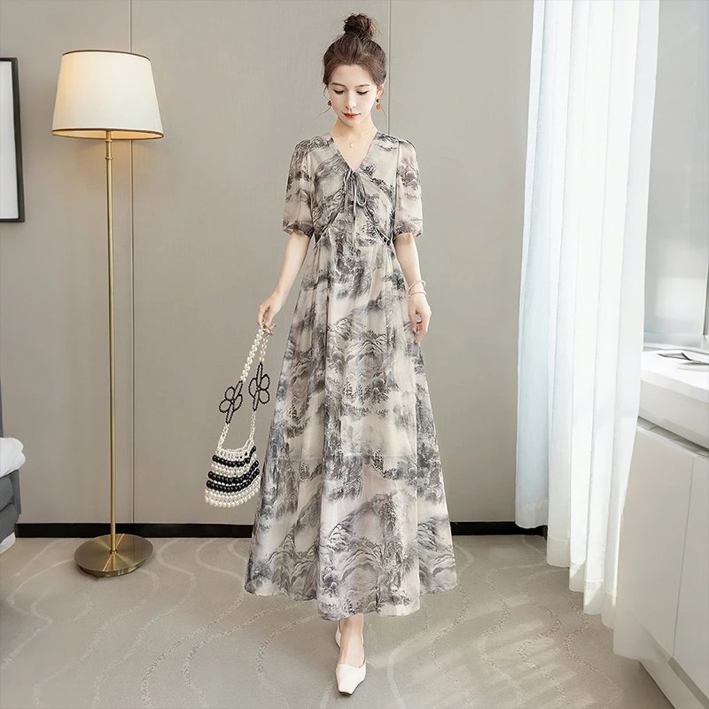 丝柏舍2025夏季新款女装长款大摆V领拼接印花高腰连衣裙S52B1941L