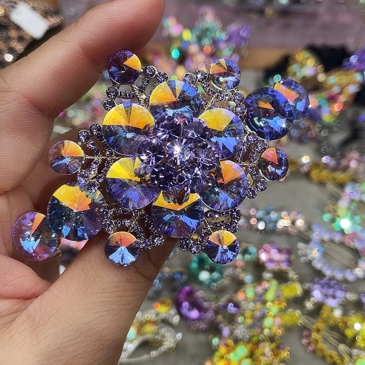 皮质铁合金紫色谈夹