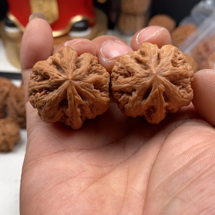 吊坠文玩核桃k**n核桃