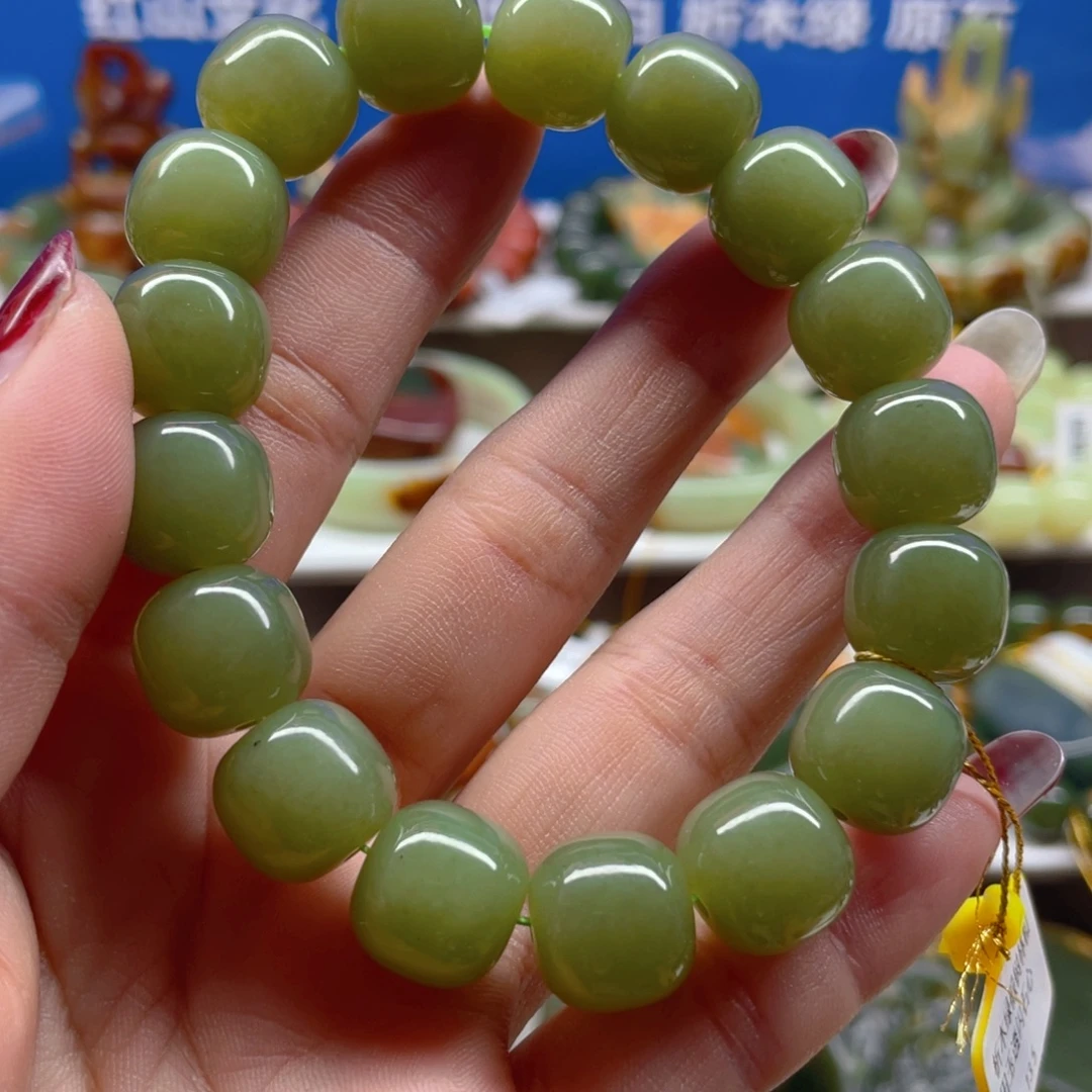 透闪石质玉未镶嵌手串