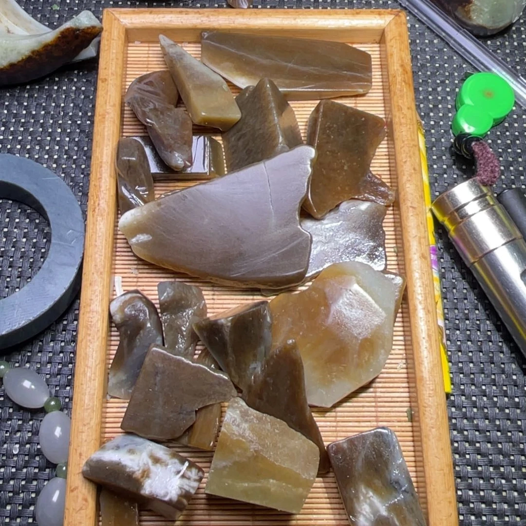 未镶嵌和田玉珠宝半成品