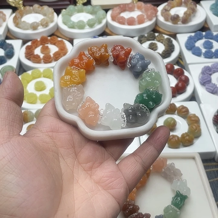 石英质玉（非洲翠）合金手串