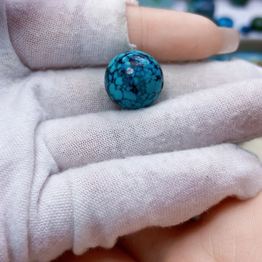 绿松石未镶嵌饰品