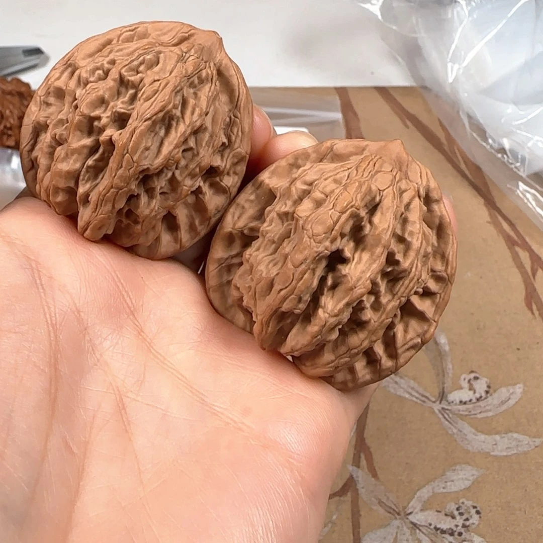 文玩核桃吊坠山地虎41-694