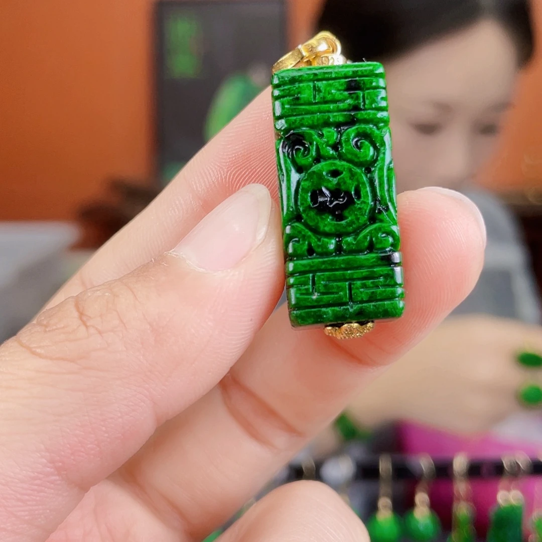 翡翠未镶嵌耳饰饰品