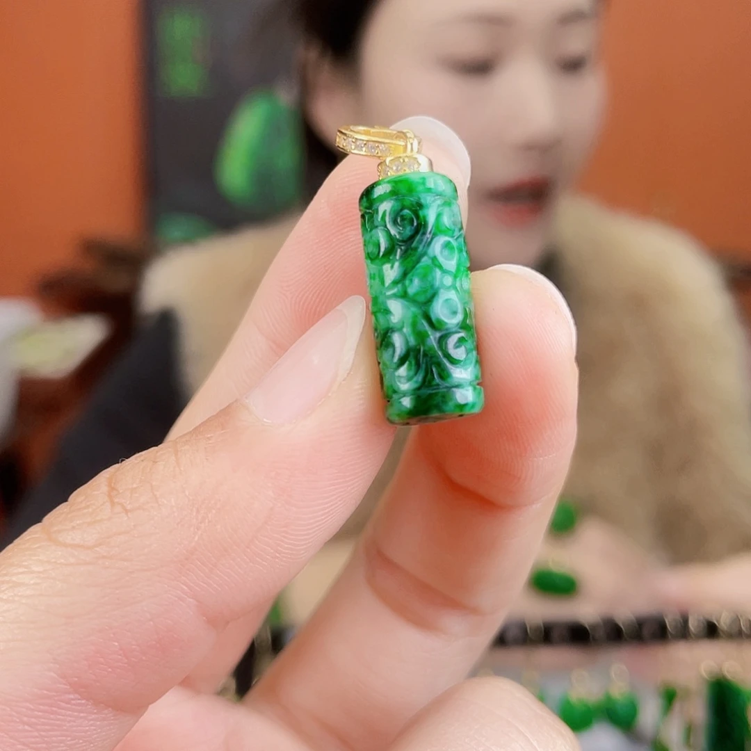 翡翠未镶嵌耳饰饰品