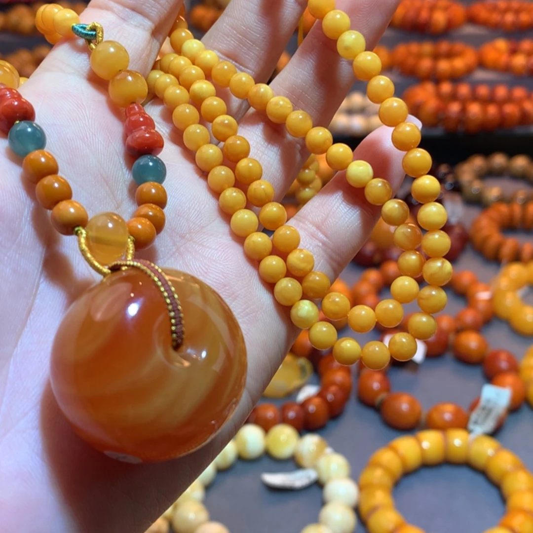 【闪购商品】未镶嵌吊坠(赠链)蜜蜡