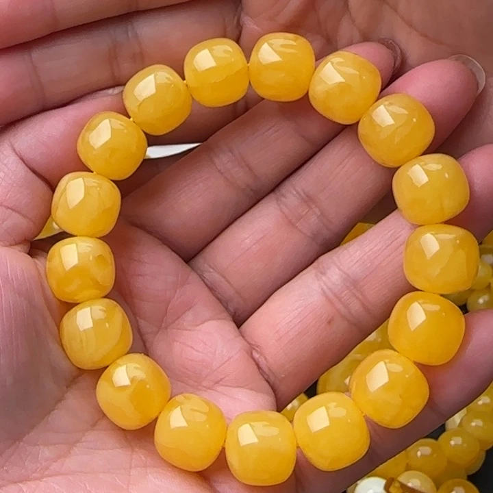 琥珀未镶嵌颈饰焦皮浓蜡同料13