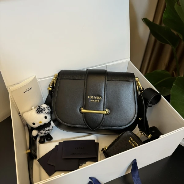 包包/普拉达/99新/250222QR0018