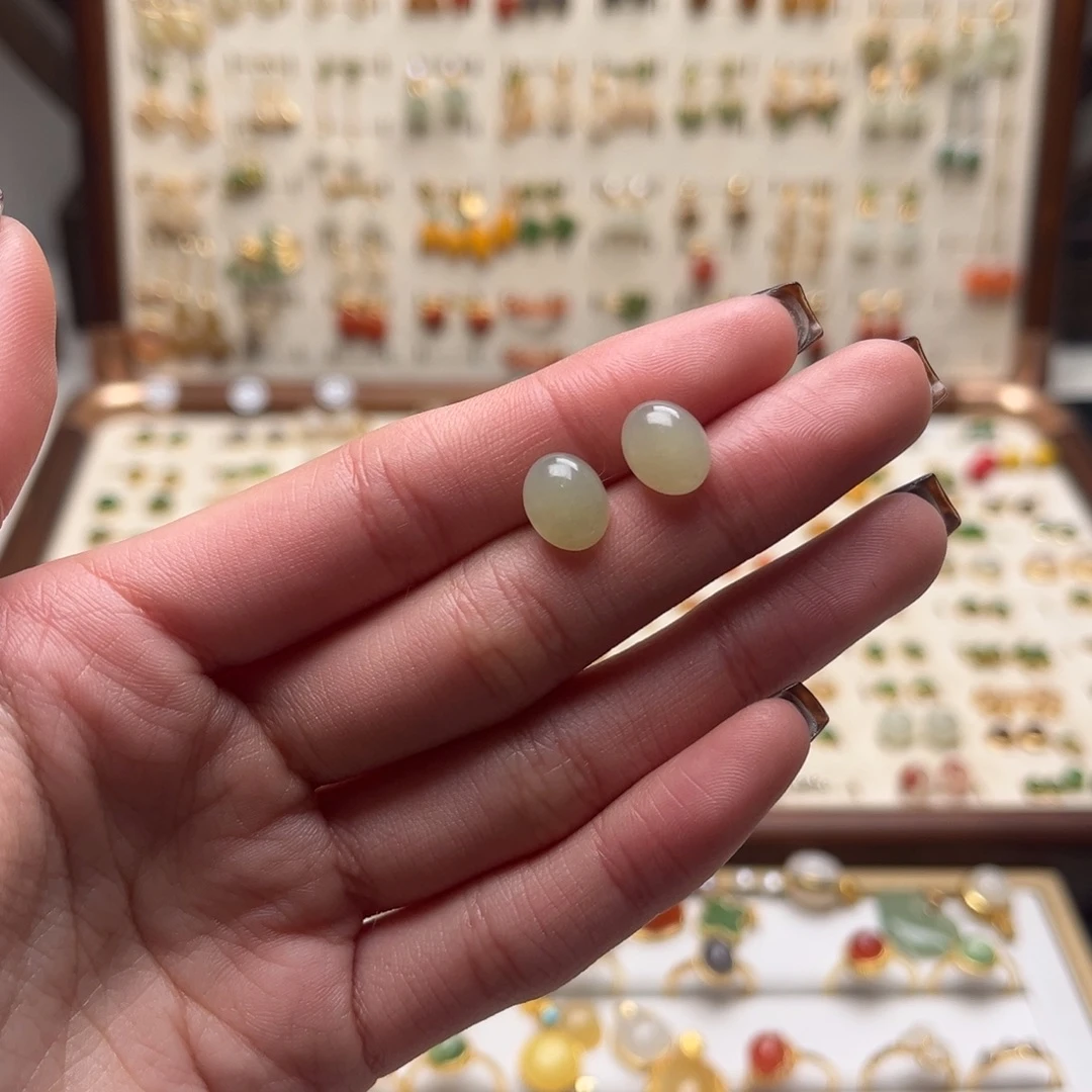 和田玉银S925镀金镶嵌耳坠