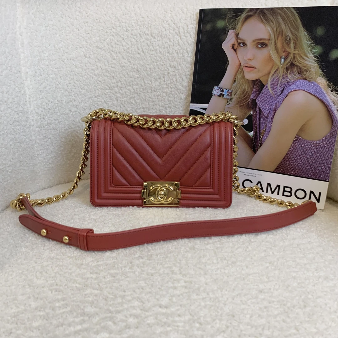 99新 Chanel/香奈儿 壹臻/红金V纹leboy小号 28开 90687731