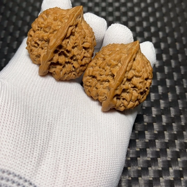 文玩核桃吊坠满天星